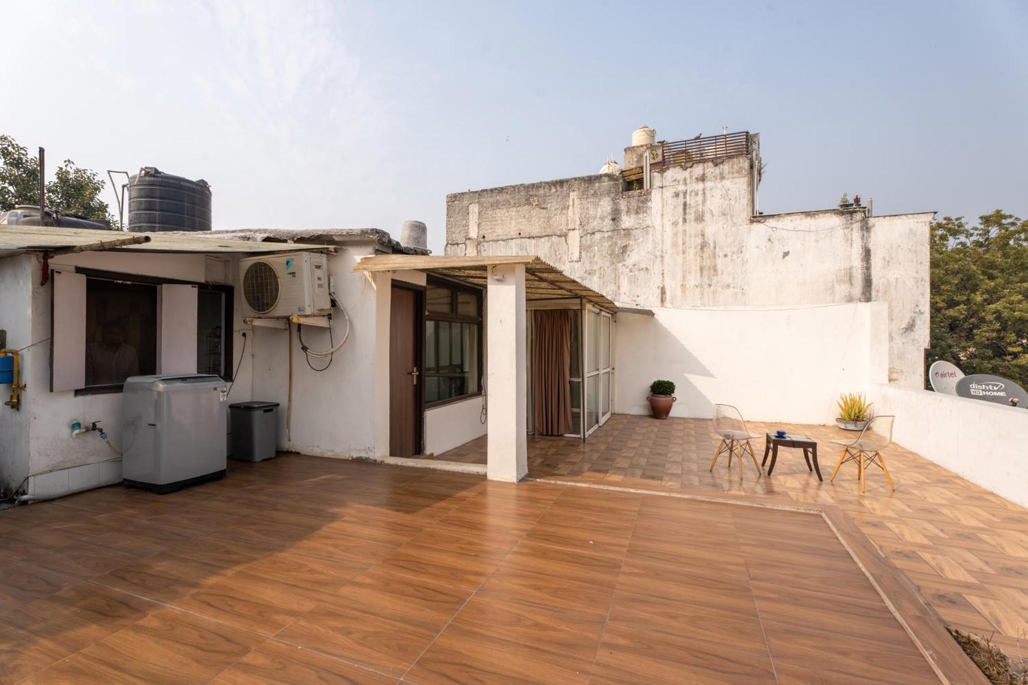 Appartement Mystique Abode à New Delhi Extérieur photo